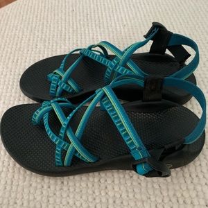 Lightly used Chaco sandals - perfect for all of your outdoor adventures!